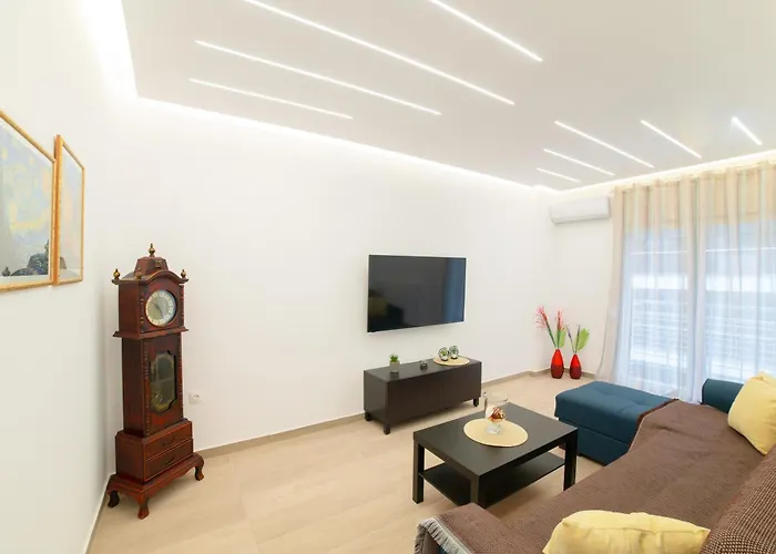Spacius And Comfy Apartment Thessaloniki